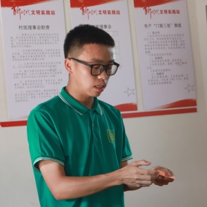 我的名字内里有个“国”丨00后大门生钟国庆：为本身叫“国庆”而自大 ...