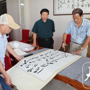 春华秋实 翰墨丹青迎国庆