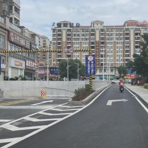 向国庆献礼！龙川县城沿江西路下穿国道G205线东江大桥（泰华城段）正式通车 ...