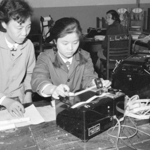 韶光相册｜从见字如面到天际咫尺——跟着新华社镜头看通讯变迁 ...